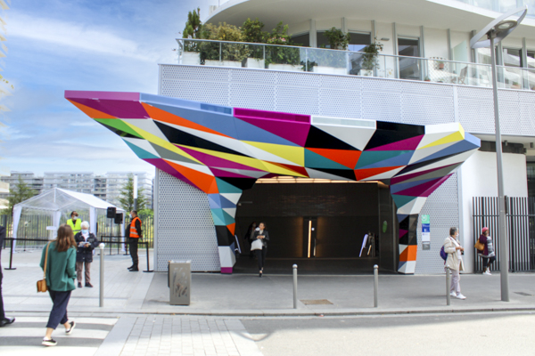 Vue extérieure de l'œuvre