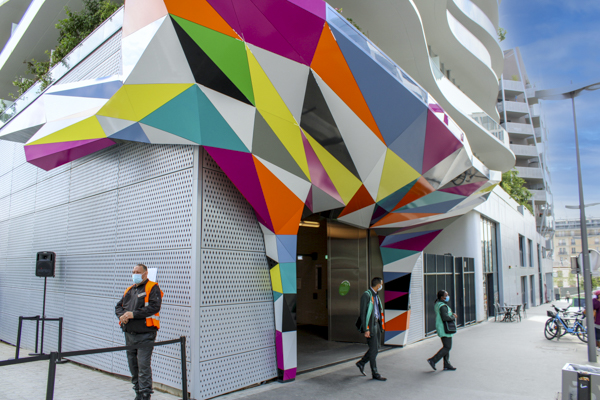 Détail des facettes colorées